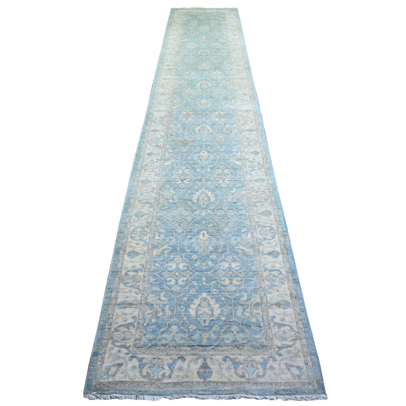 Tapis unique 2 pi 8 po x 15 pi 2 po Zhanna