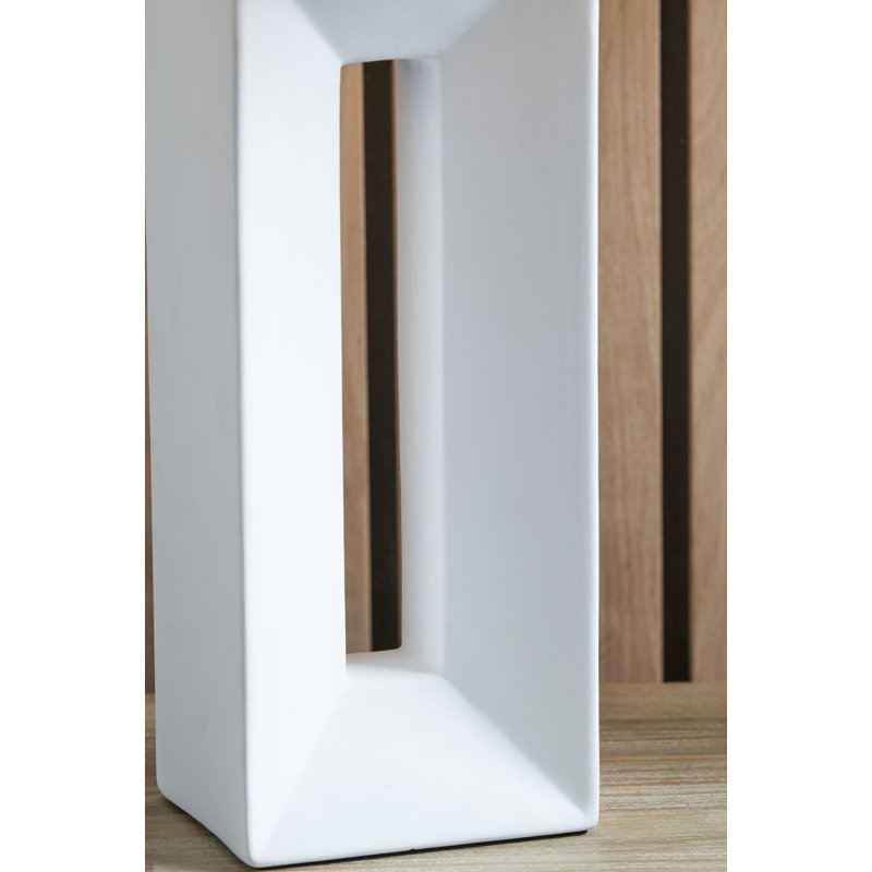 Wyona Ceramic Table Lamp