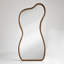 Miroir haute définition rétro en forme de noyer-118013394