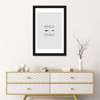 «Inhale Exhale Arrow», art textuel sur toile