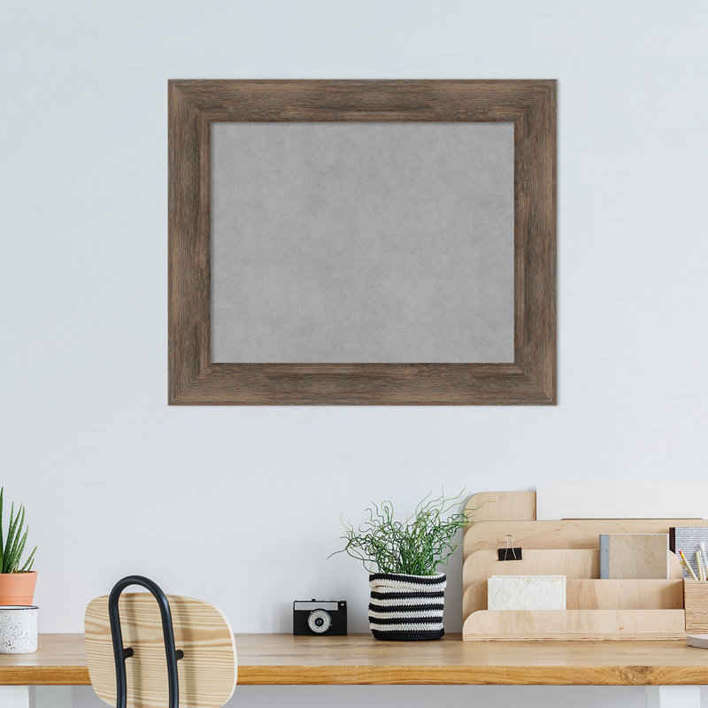 Tableau magnétique encadré en bois dur moka, H 21 po x l 25 po