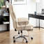 Fauteuil de bureau ergonomique inclinable en cuir beige avec repose-pieds, idéal pour les personnes de grande taille et de forte corpulence. Dossier haut confortable.