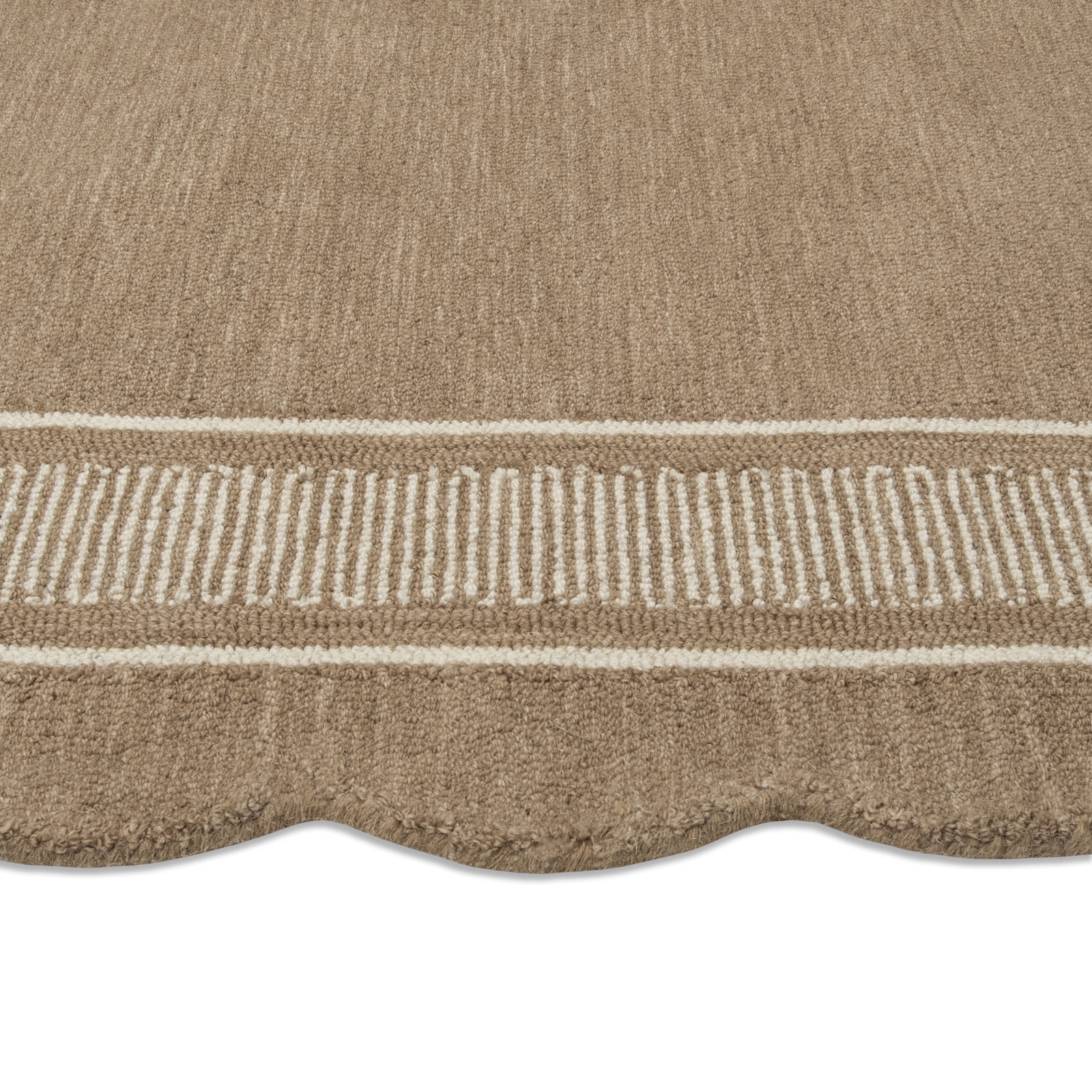 Waverley Hand-Tufted Wool Rug, Brown, Scalloped 5'6" x 8'6"