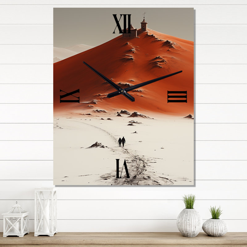 Marcher dans les dunes rouges vers le lointain rachat - Horloges murales de plage, Petit