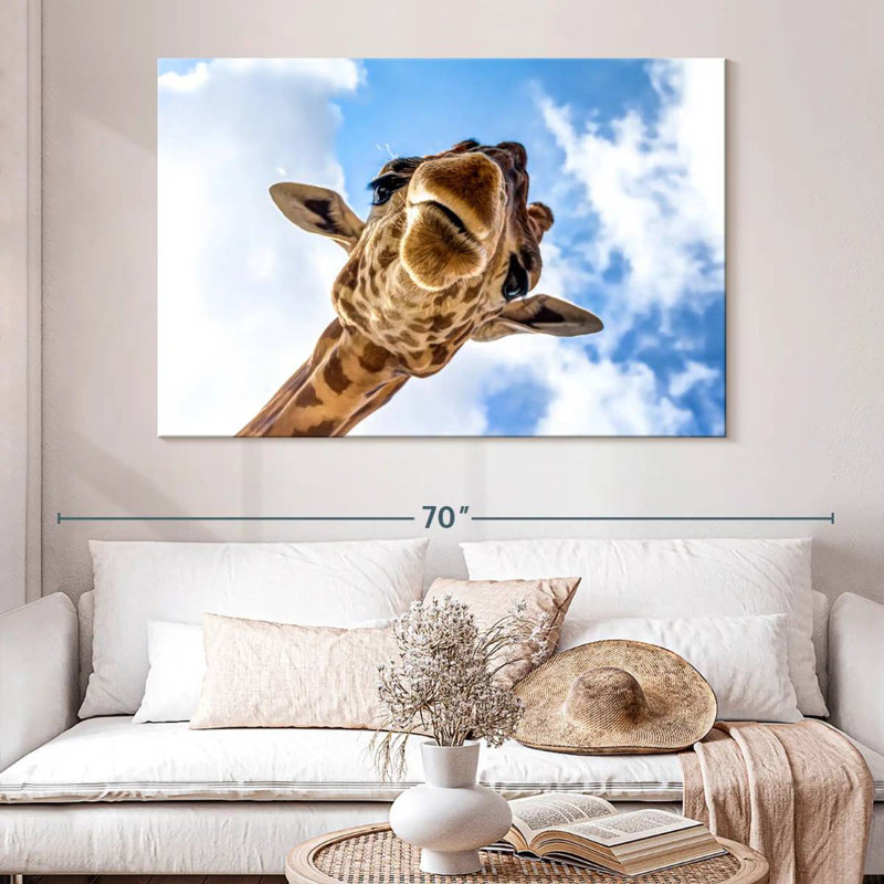 Brampt Curious Giraffe, 34" H x 51" W