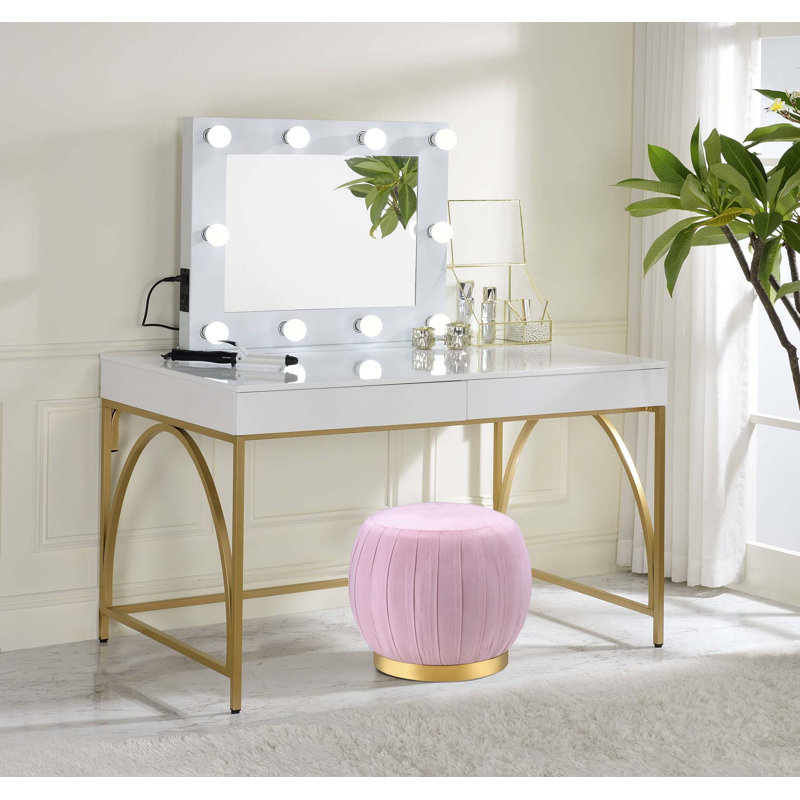 Coiffeuse brillante
