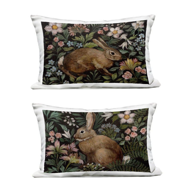 Ensemble de 2 coussins d'extérieur à imprimé floral Flora And Fauna Garden par Julia Purinton