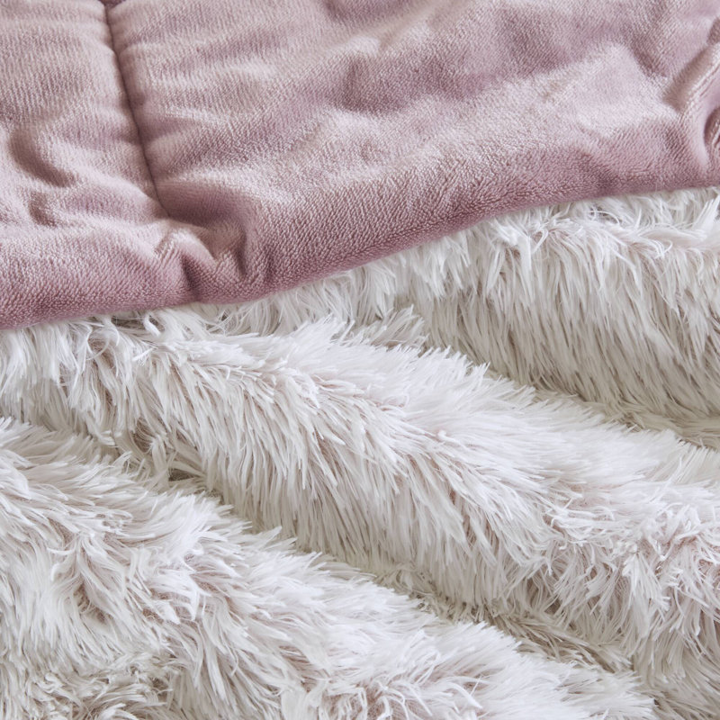 Ensemble luxueux en fausse fourrure d'hiver