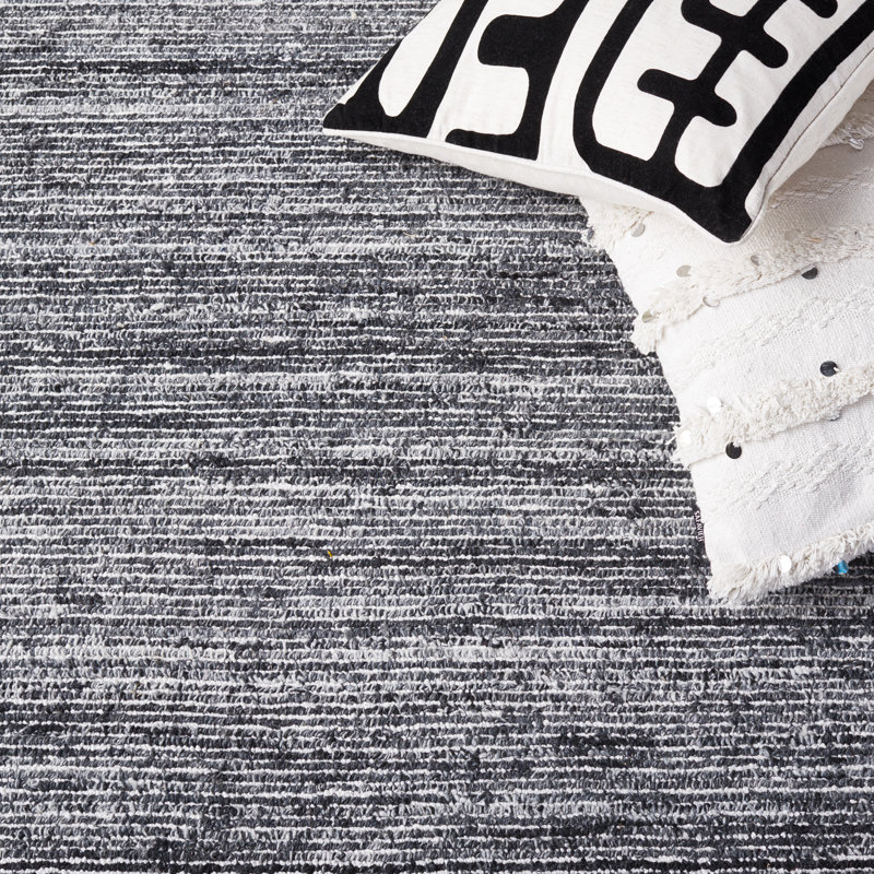 Tarneisha Mirage Hand Tufted Performance Striped Rug, Round 6'