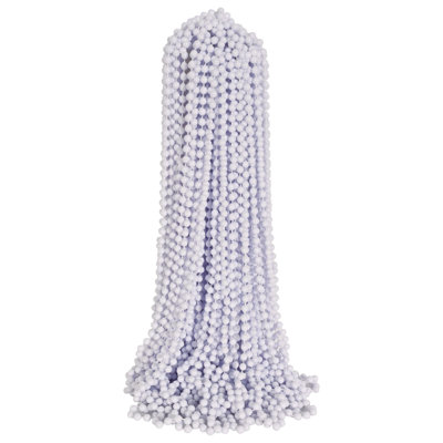 Perles de fête mauve Beistle - paquet de 50, colliers de perles en plastique en vrac, accessoires de costume légers pour le Mardi Gras, réveillon du Nouvel An, fêtes à thème, décor de scène, accessoires de photomaton et décoration d'événement, 