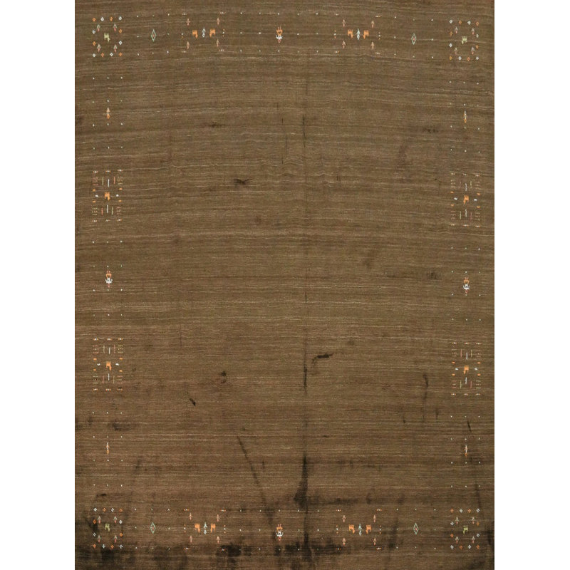 Tapis brun classique de style Gabbeh 10 x 10 avec des motifs discrets