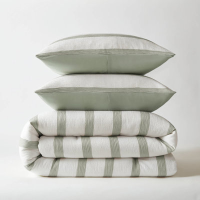 Full/queen -dyed Striped Comforter With Subtle Crinkled Texture, Lightweight Fill, And Smooth Microfiber. Coastal Bedroom Aesthetic 3 Bedding Comforter, Pillow Shams, . Elevate Your Sleep Experience