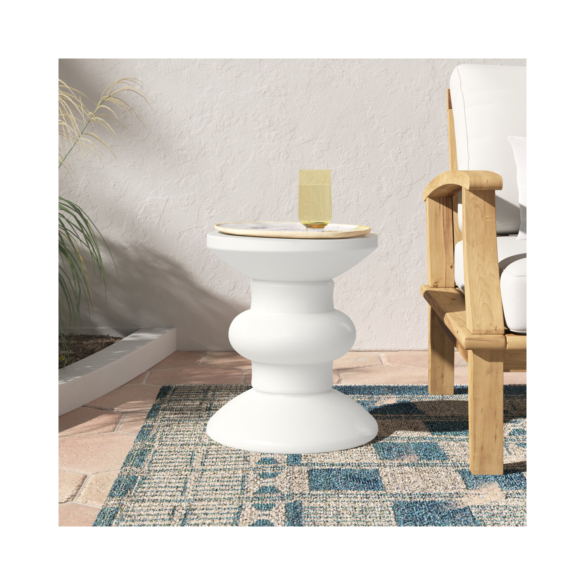 Dali 15.35'' Concrete Outdoor Side Table, White