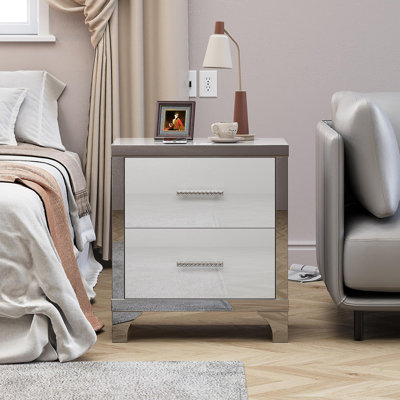 Table de chevet à miroir haute brillance avec 2 tiroirs, table de bout moderne avec tiroirs, table de chevet en bois à haute brillance en miroir avec poignée en métal pour chambre à coucher, dortoir, salon, blanc
