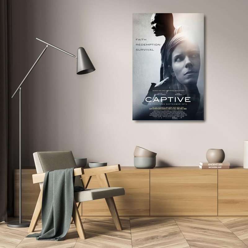 Captif, H 24 po x l 16 po