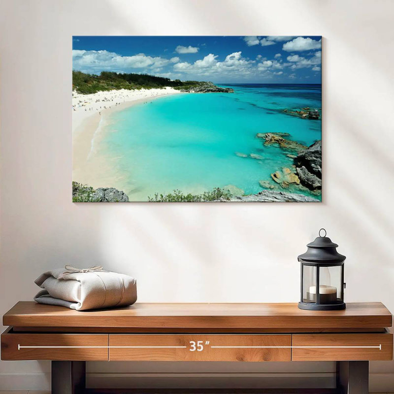 Gillard Bermuda, 16" H x 24" W