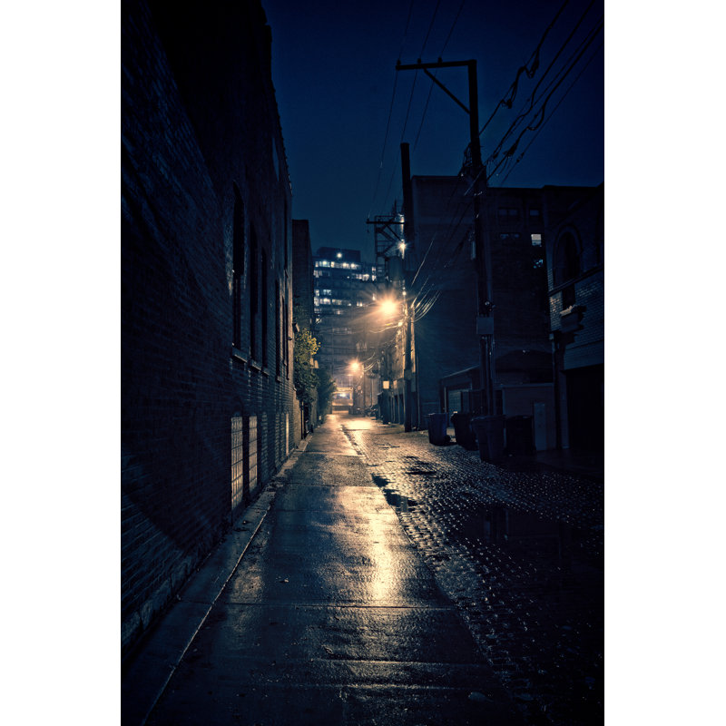 Christophel Dark City Alley sur toile, H 18 po x l 12 po