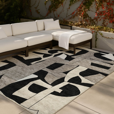 Tapis géométrique intérieur / extérieur lavable à la machine Chantille ACN2605