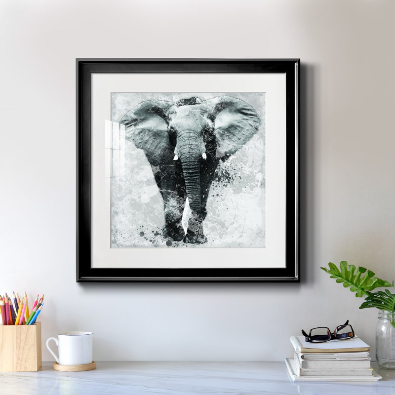 Proud Elephant - peinture encadrée, H 17,5 po x l 17,5 po x P 1,5 po, Papier encadré noir