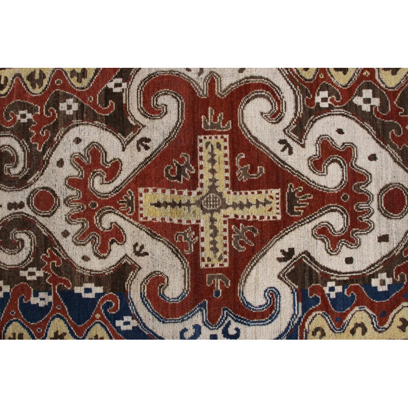 Rug & Kilim’S Caucasian Rug In Red Medallion Pattern, Rectangle 4' x 5'
