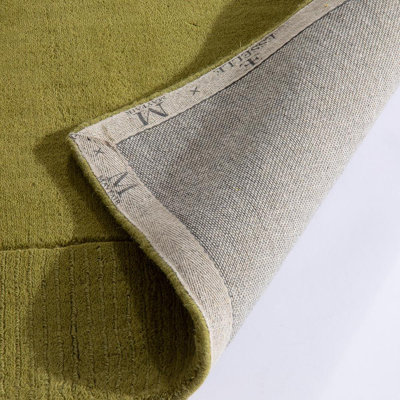Serbelloni Solid Colour Hand Woven Area Rug