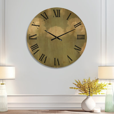 Très grande horloge murale de jardin en bois - beau fond de marguerite blanche brumeuse