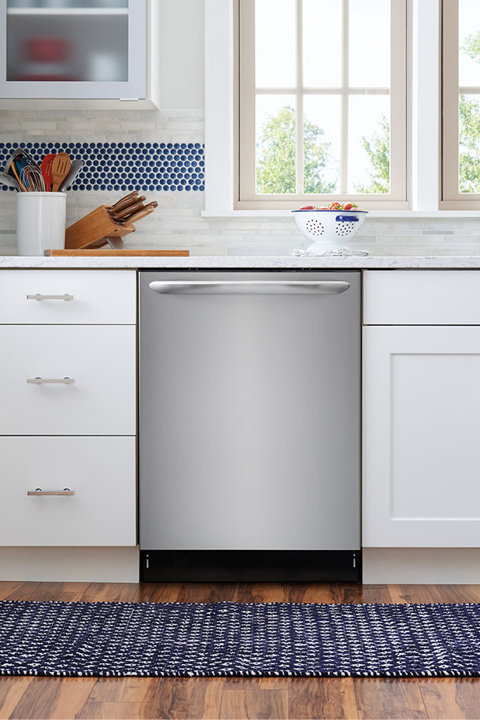 Shop Frigidaire Dishwashers