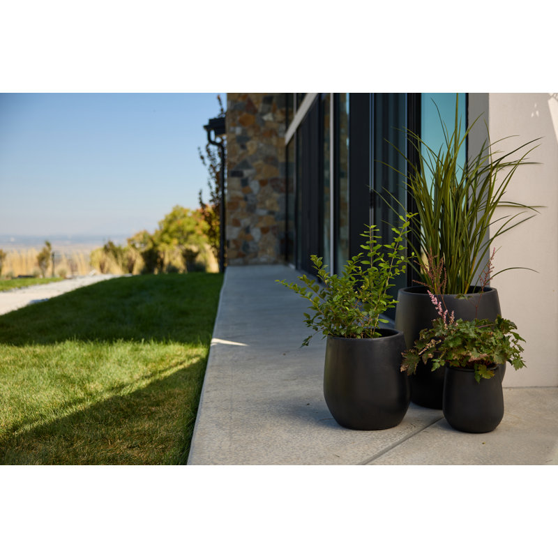 Serene Planter Pot, 17.5" H x 17.5" W x 17.5" D, Black