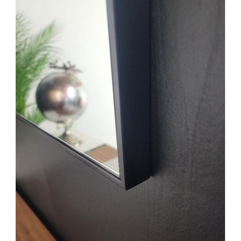Miroir de salle de bain Chandrram, 31,5 po x 23,6 po, Noir