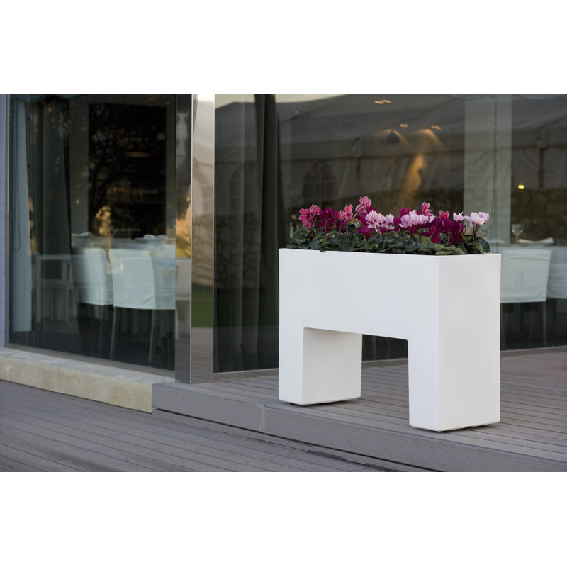 Muro Resin Elevated Planter, Anthracite