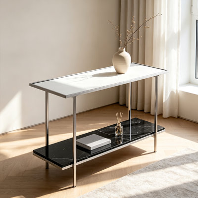 Console de 48 po pour l'entrée moderne et luxueuse - plateau blanc avec tablette inférieure noire d'aspect marbre, pieds droits chromés, console de présentation à deux niveaux pour le couloir du salon