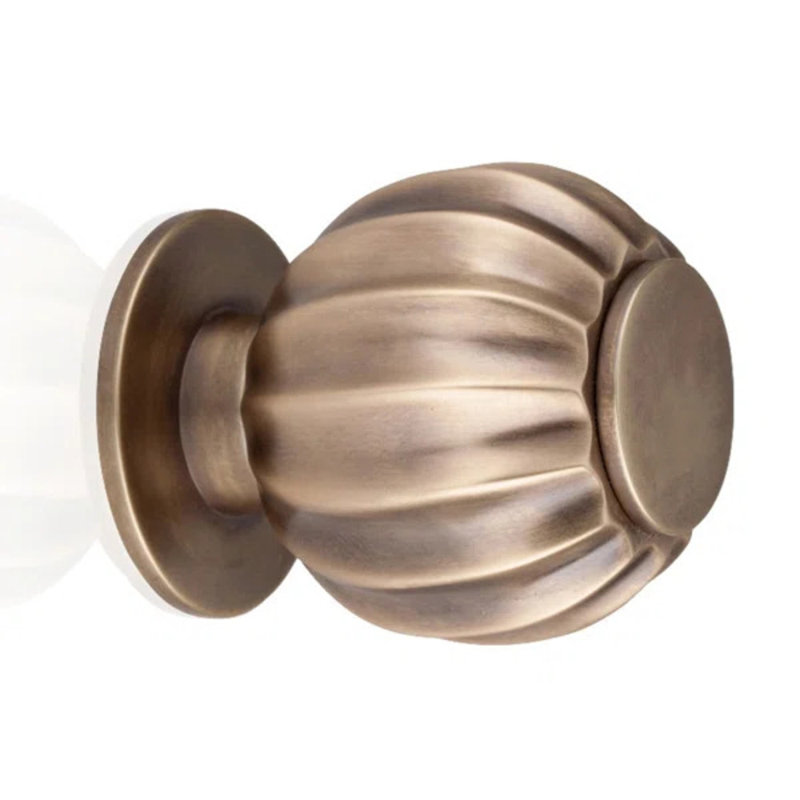 Poignée ronde Rivoli, Laiton vieilli, H 1,49 po x l 1,48 po x P 1,48 po