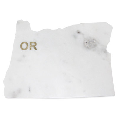 Planche à découper «Oregon» en marbre poli Lg avec abréviation State Brass