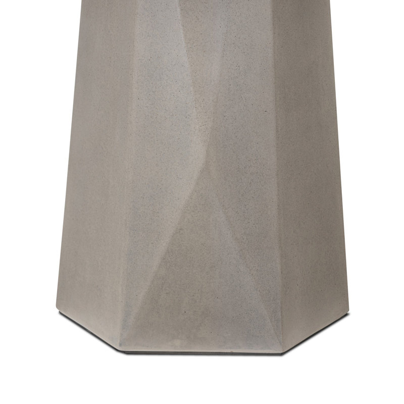 Bowman Outdoor Round Dining Table