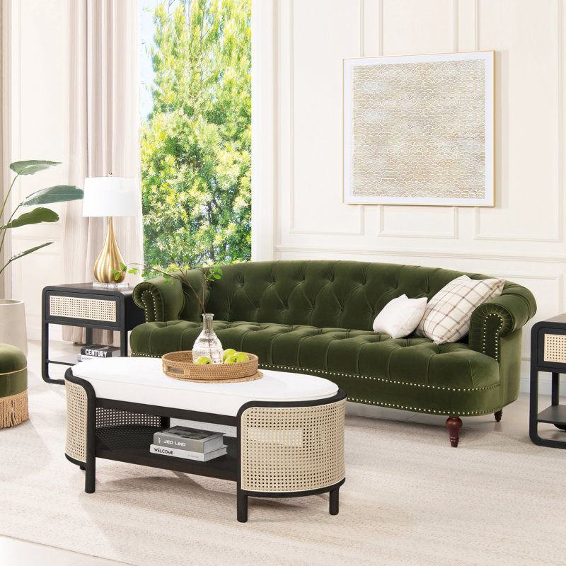 Chesterfield en velours à accoudoirs arrondis Joannes, Vert olive, H 32 po x l 83,5 po x P 38 po