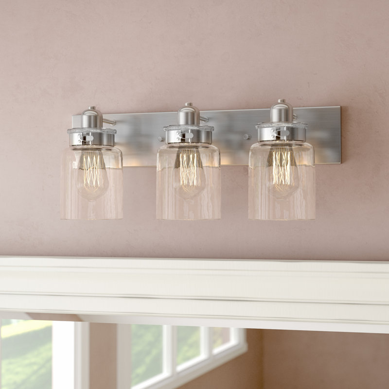 Lumière de meuble-lavabo à intensité variable, Nickel brossé, 8.625" H x 21.625" W x 6.875" D, Trois lumières