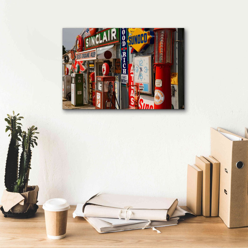 «Route 66 Cuba Missouri» par Mike Jones, estampe numérique sur toile, H 12 po x l 18 po x P 0,75 po