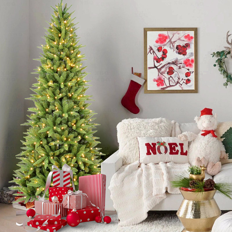 Arbre de Noël artificiel mince 7 pi avec 400 lumières DEL blanc chaud, 1180 pointes PE + PVC, conception à charnières peu encombrante, base en métal robuste