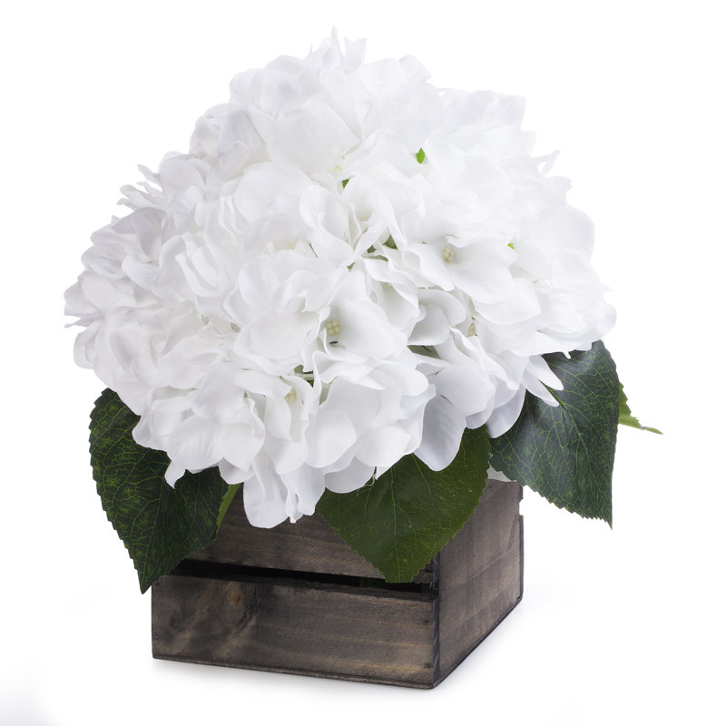 Agencements de fleurs en soie hortensia et de pots de fleurs en bois, Blanc