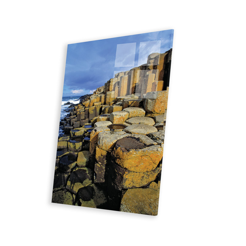 Irlande du Nord, comté d'Antrim, la Chaussée des Géants sur plastique / acrylique par Ric Ergenbright