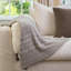 Jeté en coton biologique Delara 50 x 70 pouces, jeté certifié par GOTS pour canapé-lit-624683965