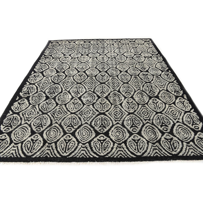 Tapis noir 8 x 10 Porcaro