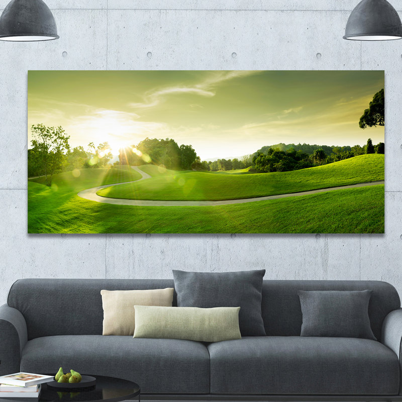 « belle vert valley », photograp sur toile en vert, H 28 po x l 60 po x P 1,5 po