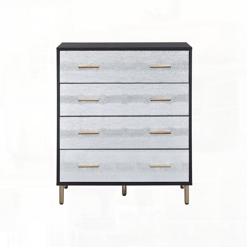 Finition de la commode de rangement dans la chambre à coucher
