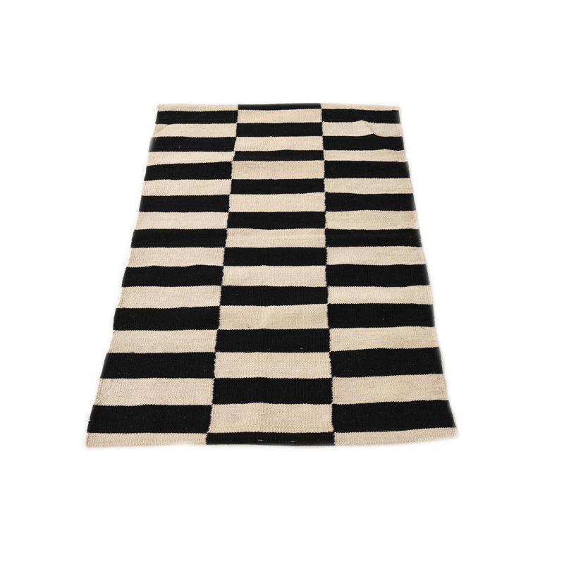 Tapis noir et blanc Osbourne
