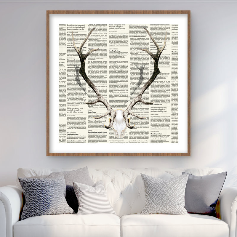 Cornes de cerf sur papier journal - Reproduction encadrée rustique pour la décoration intérieure
