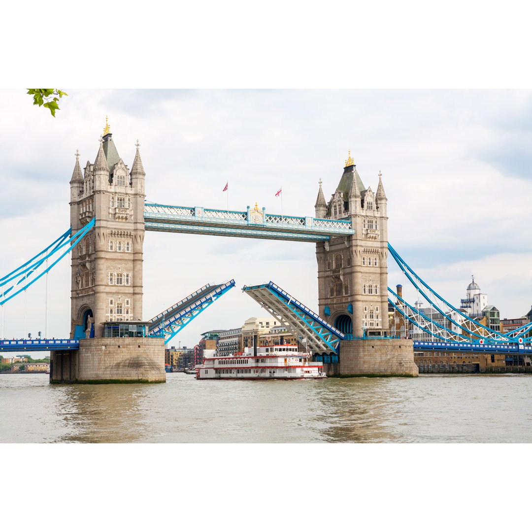 Tower Bridge von Arsty - Kunstdrucke auf Leinwand