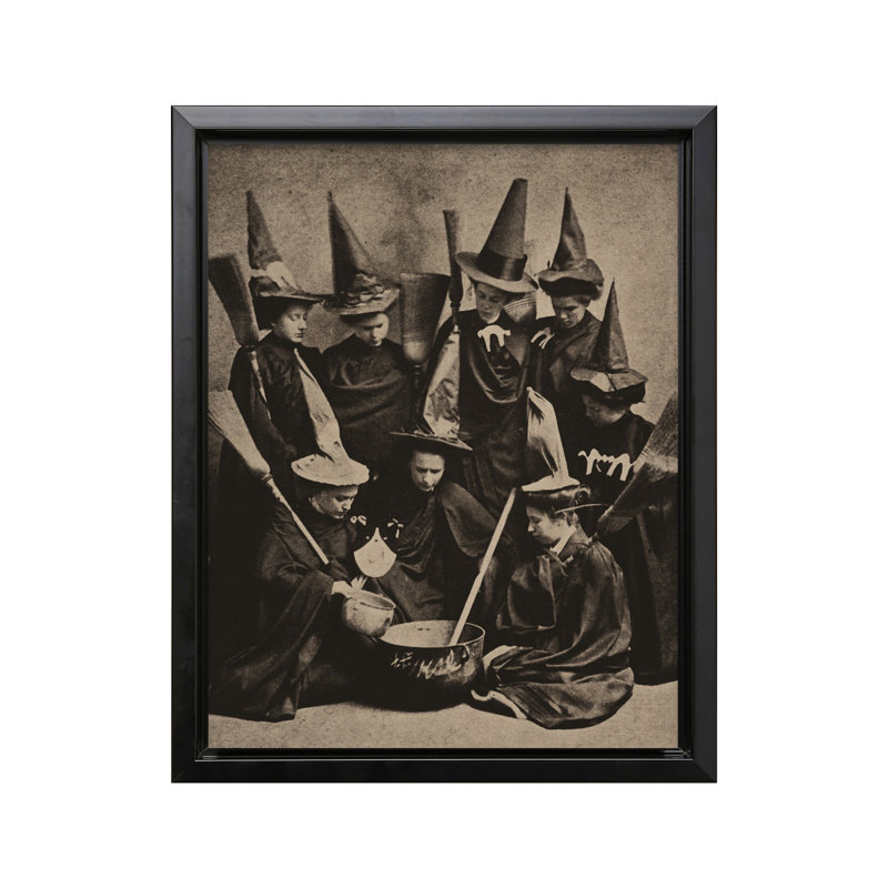 Sorcières en cuisine, 11"H x 14"W, Canvas, Black Framed