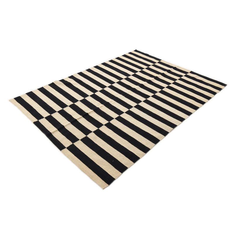 Tapis noir et blanc Noor