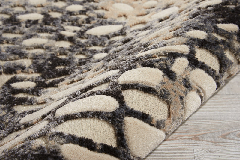 Gleam Abstract Area Rug in Flint, Rectangle 5'3" x 7'3"